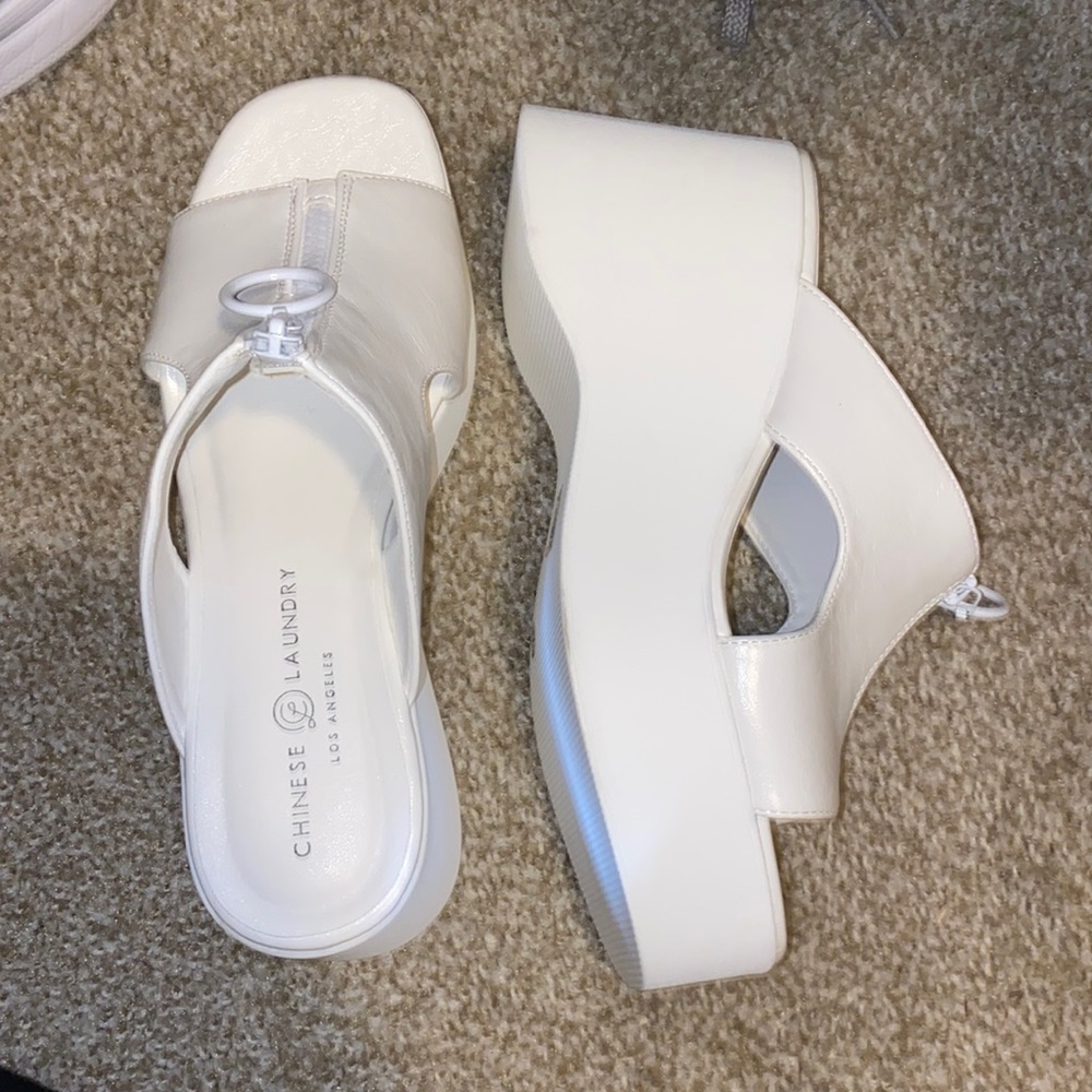Chinese laundry platforms